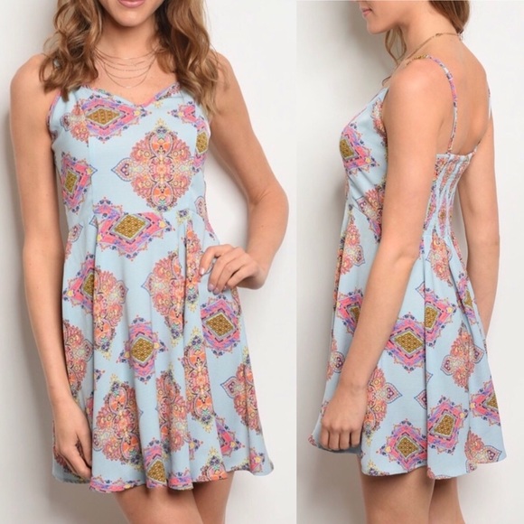 Dresses & Skirts - Summer Dress